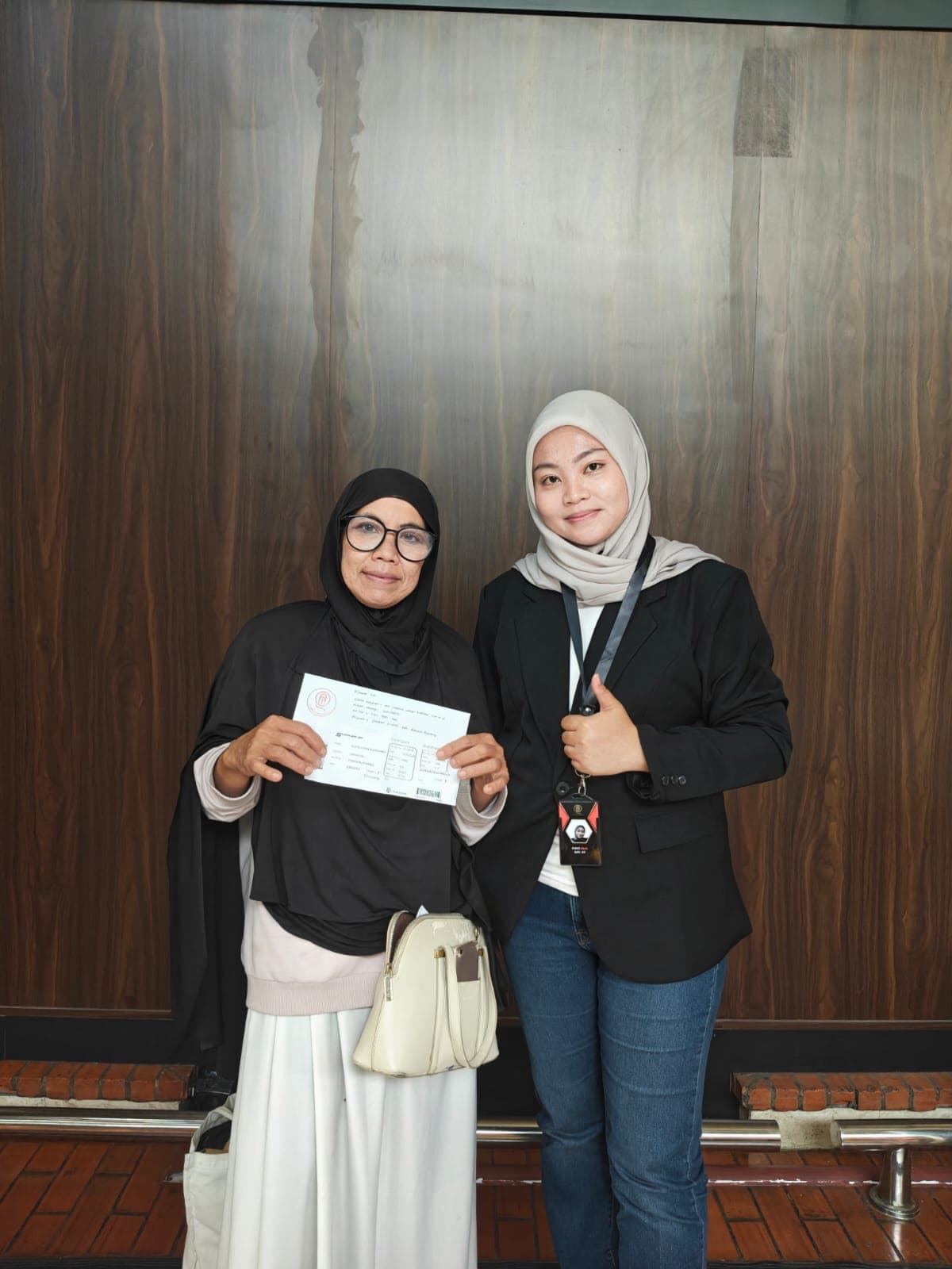 Tim PT Qawiy Armala Indonesia mendampingi proses serah terima